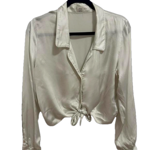 Aritzia silky cream/white womens blouse. Tie bottom. Size medium.